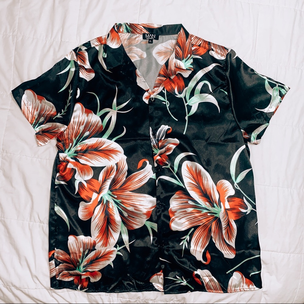 Jackson Mahomes's Boyfriend's Floral Short Sleeve Button Up Shirt